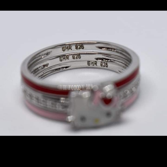Hello Kitty 3 pc Stackable Rings.Size 7 - Picture 2 of 4